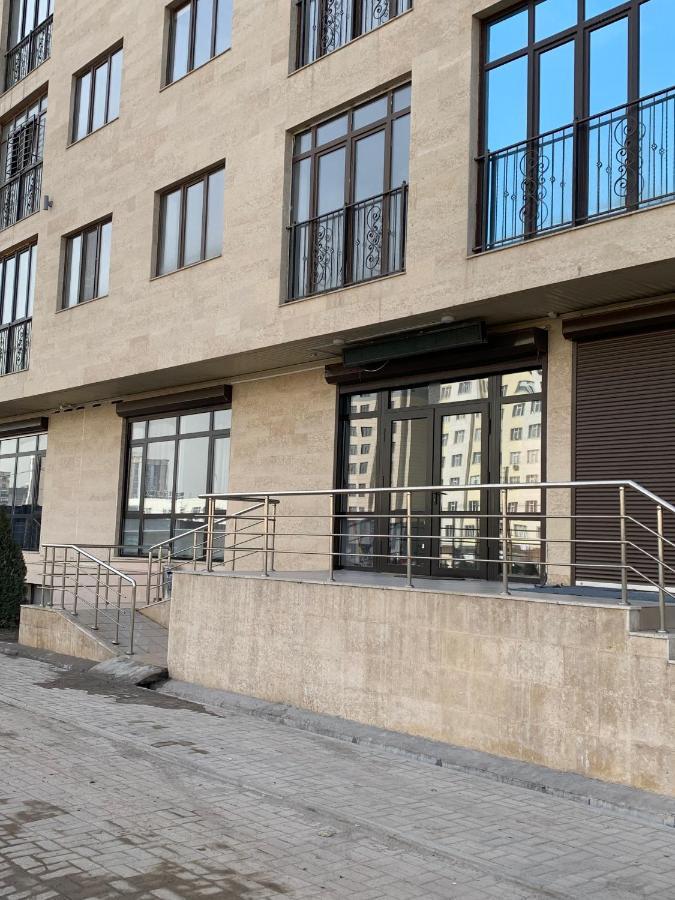 A Pousada Magistral Bishkek Exterior foto